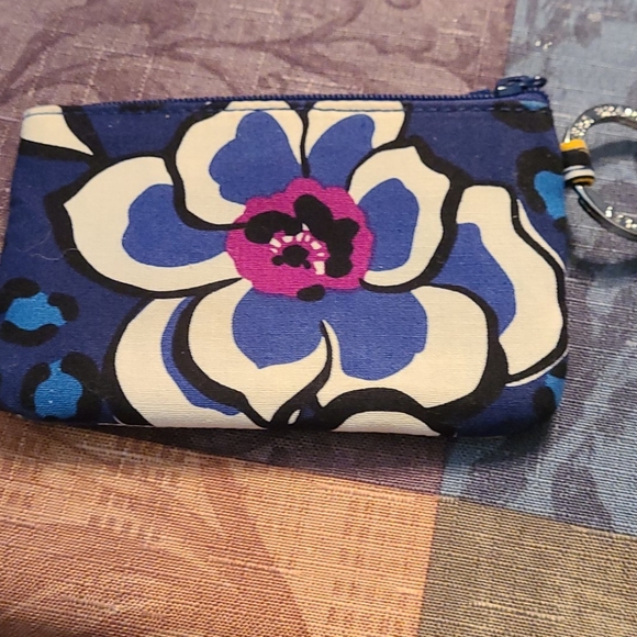 - Vera Bradley  Id - Picture 3 of 3